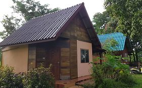 เรนโบว์ รีสอร์ท